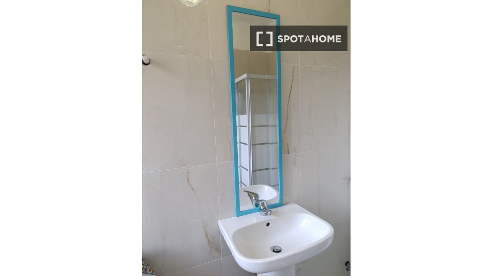 Immagine 7 di Camera condivisa in affitto  in Via Fratelli Boscardin a Padova