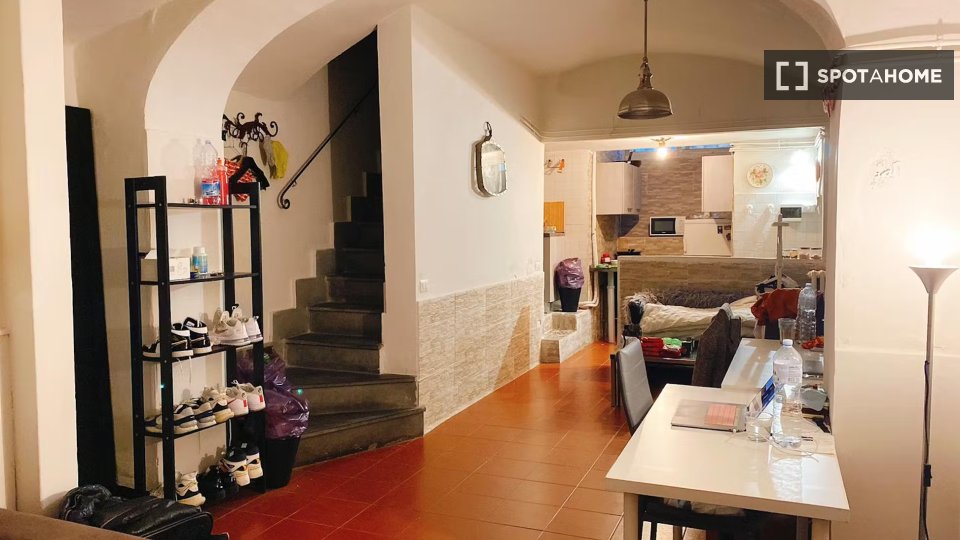 Immagine 9 di Appartamento in affitto  in Lungarno Amerigo Vespucci a Firenze