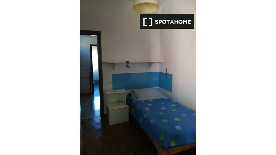 Immagine 11 di Camera condivisa in affitto  in Via del Beato Egidio a Perugia