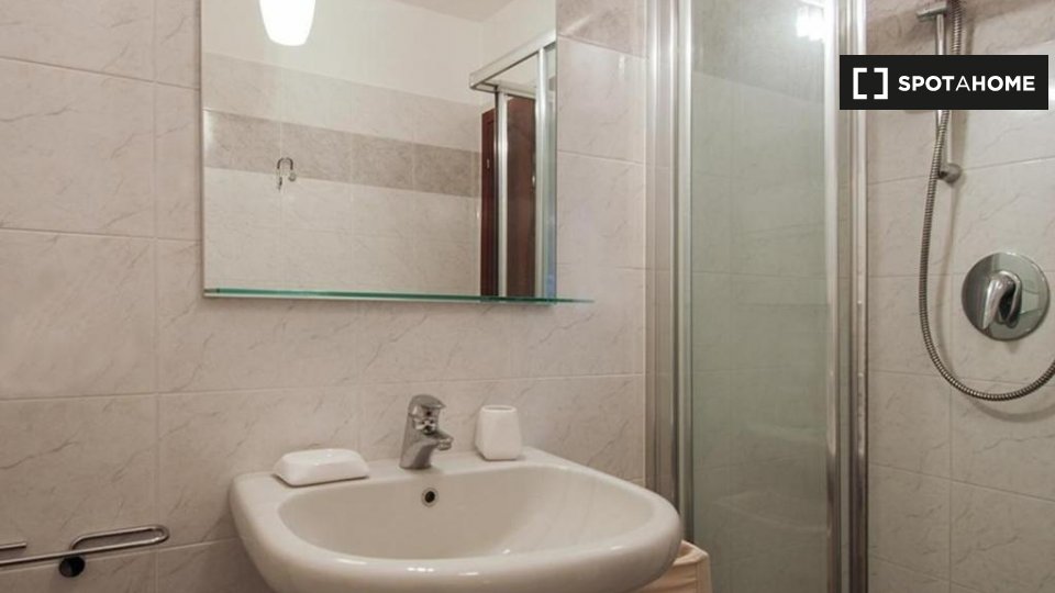 Immagine 15 di Appartamento in affitto  in Via Mario Fantin a Bologna