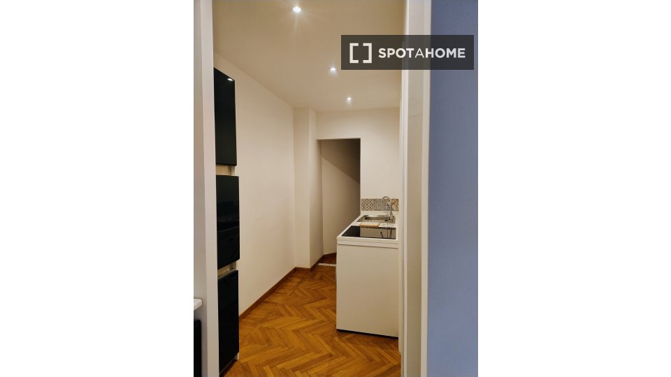 Immagine 1 di Appartamento in affitto  in Via Oriolo Romano a Roma