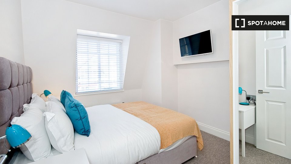 Immagine 6 di Appartamento in affitto  in Flat 7 Greek St a 