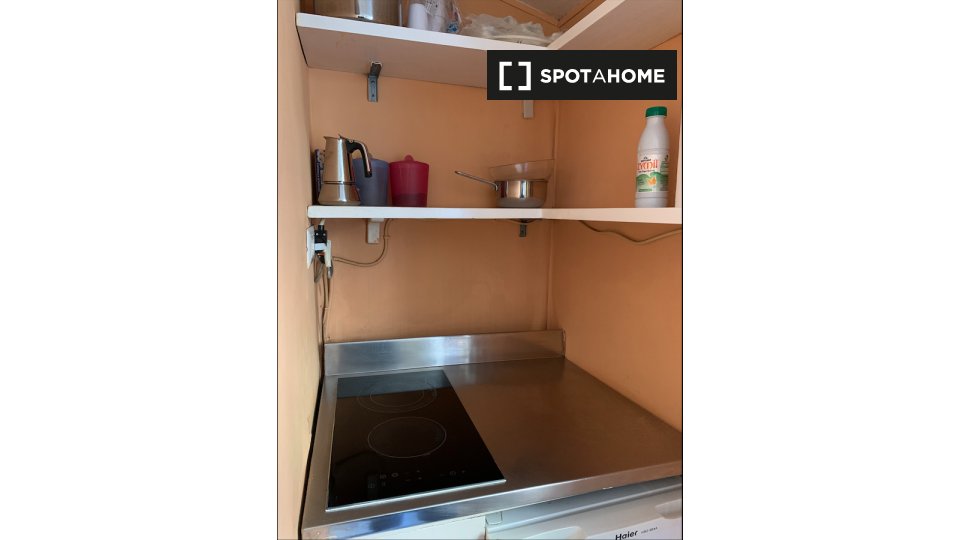 Immagine 2 di Appartamento in affitto  in Via dell'Archetto a Roma