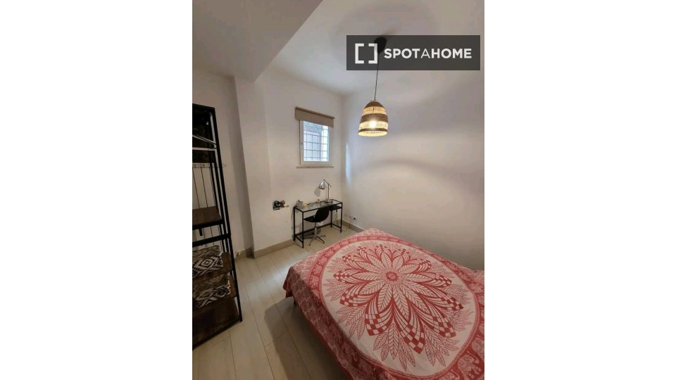 Immagine 12 di Appartamento in affitto  in Vicolo del Mandrione a Roma