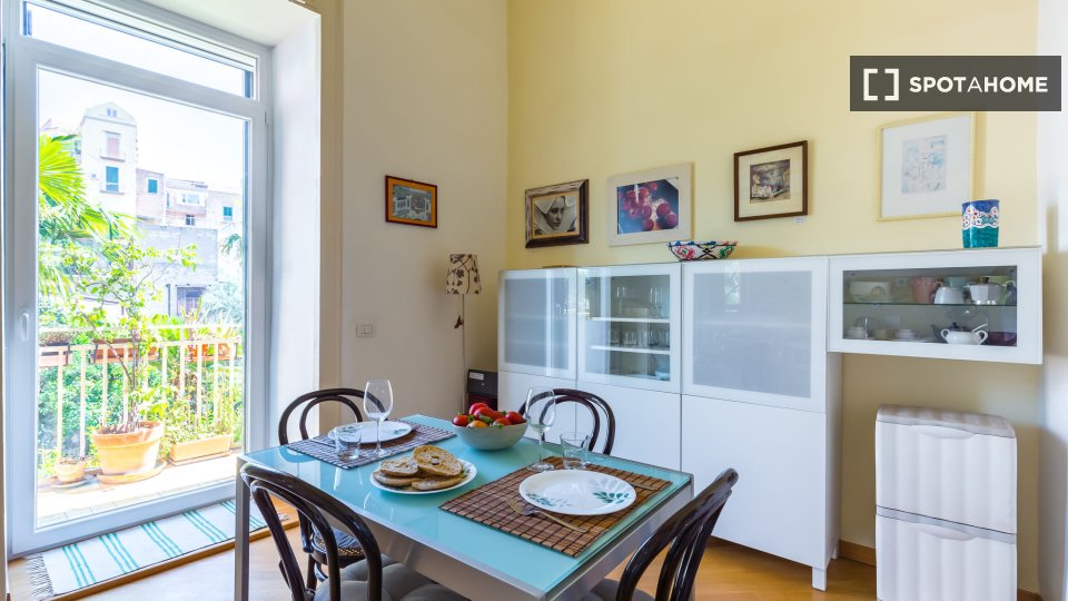 Immagine 4 di Appartamento in affitto  in Rampe Montemiletto a Napoli