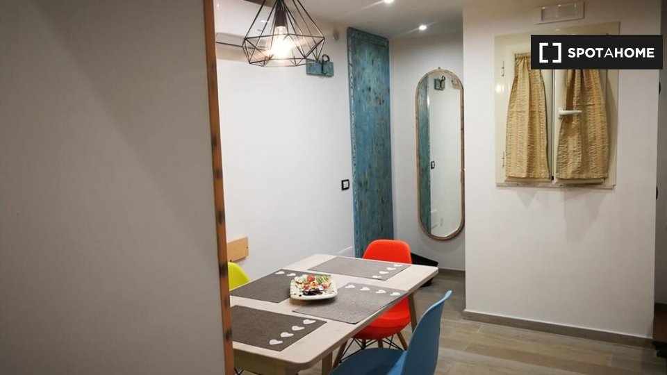 Immagine 7 di Appartamento in affitto  in Vico Barre a Napoli