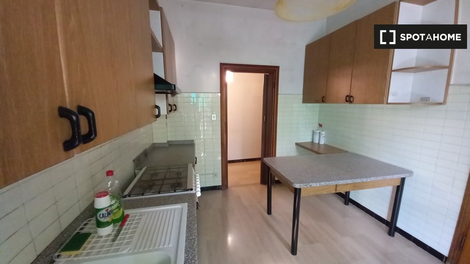 Immagine 8 di Camera condivisa in affitto  in Piazza S. Francesco a Bologna