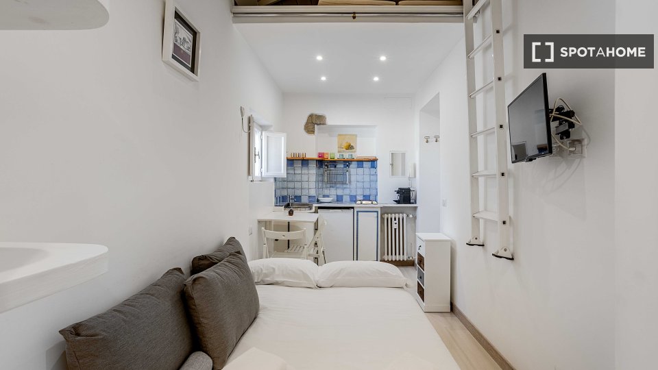 Immagine 6 di Ufficio in affitto  in Via Chiana a Roma