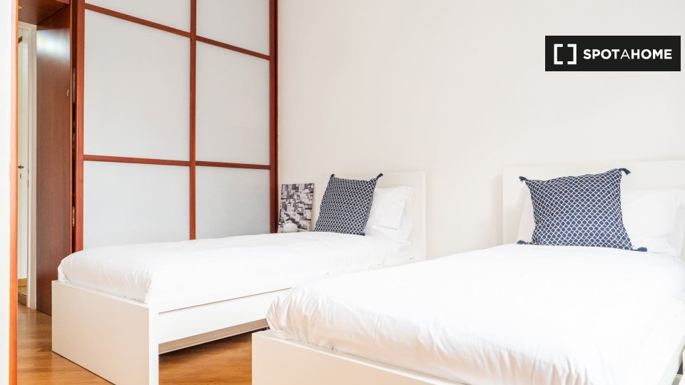 Immagine 12 di Appartamento in affitto  in Piazzale Carlo Maciachini a Milano