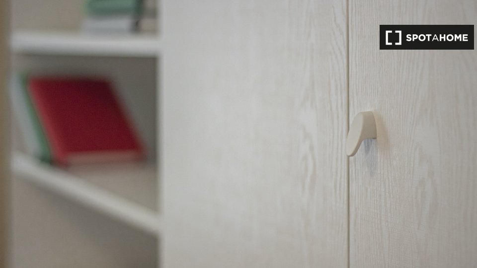 Immagine 7 di Camera condivisa in affitto  in Via Principi d'Acaja a Torino