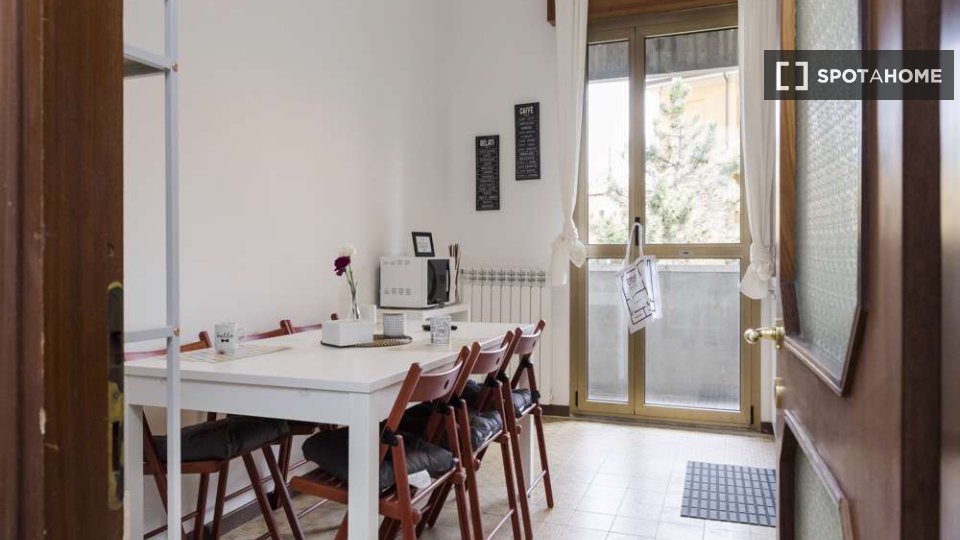 Immagine 12 di Camera condivisa in affitto  in Viale Giovanni Vicini a Bologna