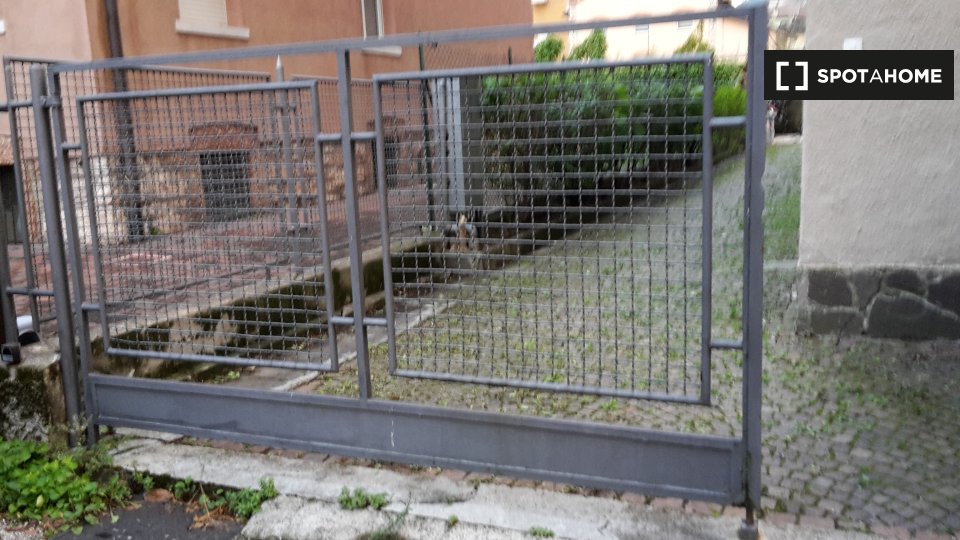 Immagine 4 di Camera condivisa in affitto  in Via Castelbarco a Trento