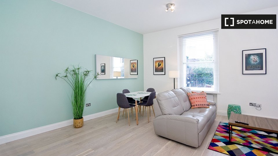 Immagine 3 di Appartamento in affitto  in B Interlude House a 