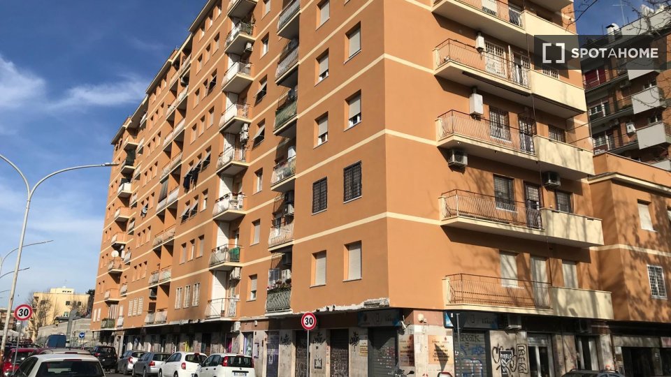 Immagine 6 di Appartamento in affitto  in Via Prenestina a Roma
