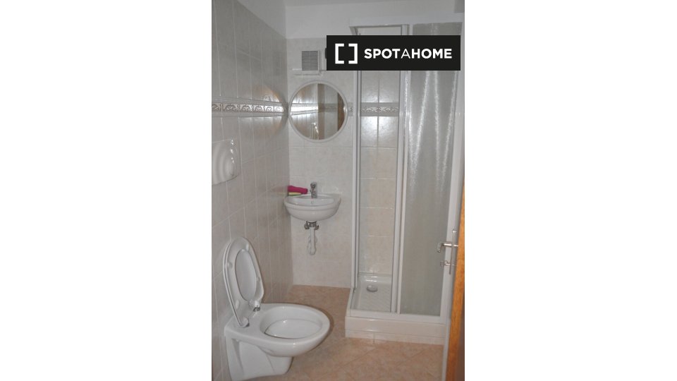 Immagine 7 di Camera condivisa in affitto  in Via delle Orfane a Trento