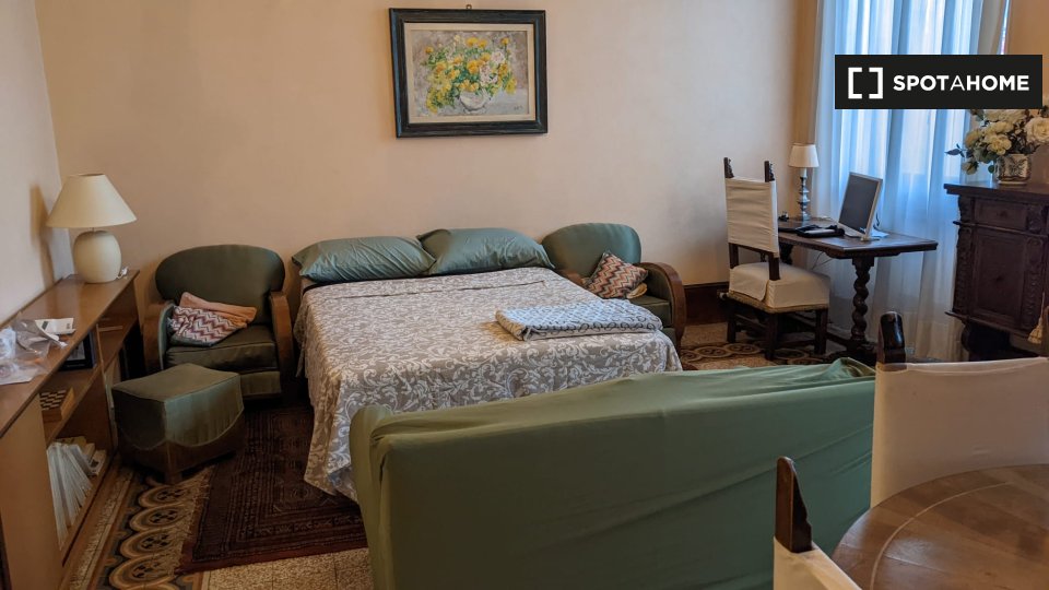 Immagine 6 di Camera condivisa in affitto  in Via Cesare Guasti a Firenze
