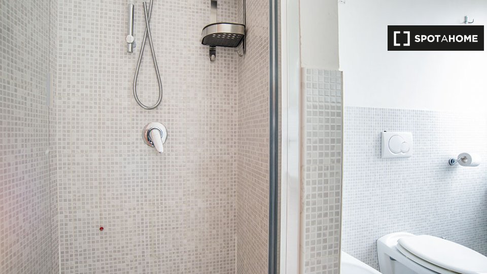 Immagine 14 di Ufficio in affitto  in Via Prenestina a Roma