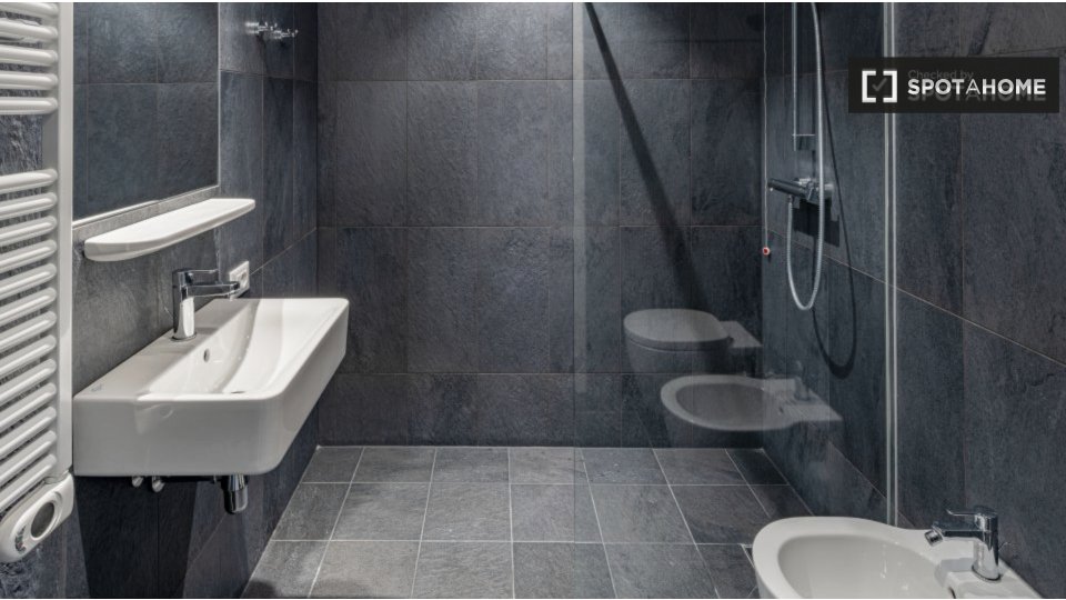 Immagine 5 di Camera condivisa in affitto  in Via Aristotile Fioravanti a Bologna