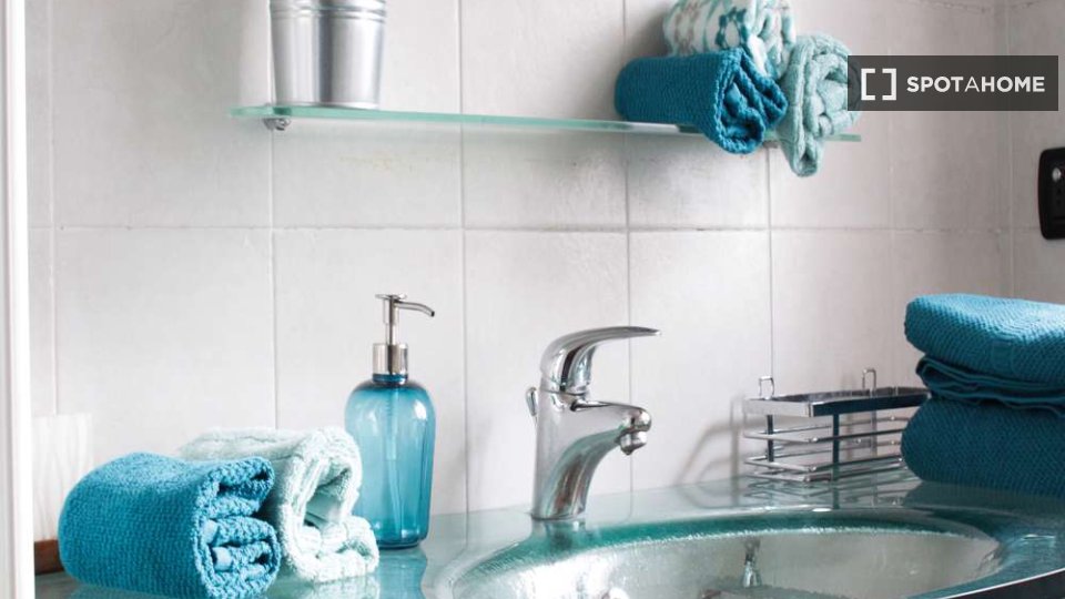 Immagine 18 di Camera condivisa in affitto  in Corso Lodi a Milano