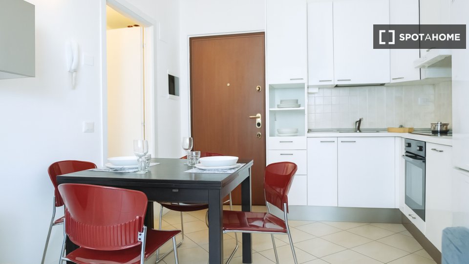 Immagine 4 di Appartamento in affitto  in Via Pompeo Cambiasi a Milano