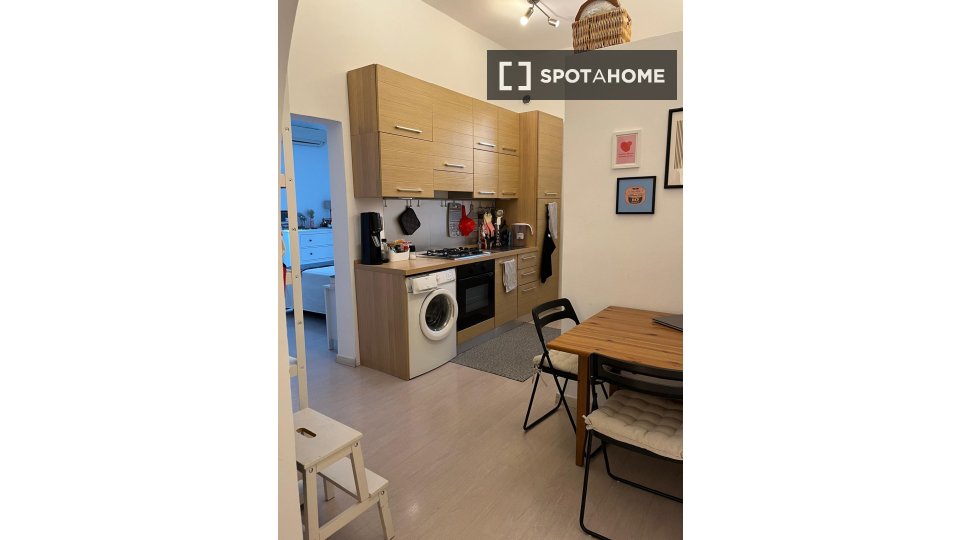 Immagine 8 di Appartamento in affitto  in Via Luigi Tosti a Roma