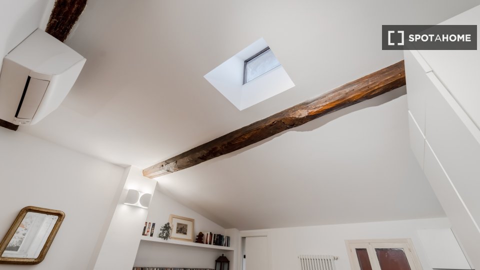 Immagine 3 di Appartamento in affitto  in Via delle Tovaglie a Bologna