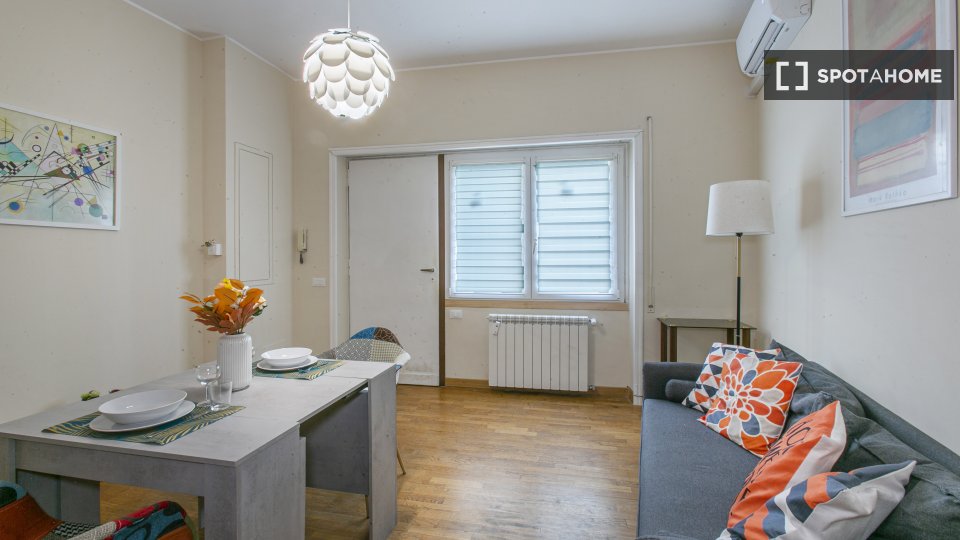 Immagine 10 di Ufficio in affitto  in Via Luigi Rizzo a Roma