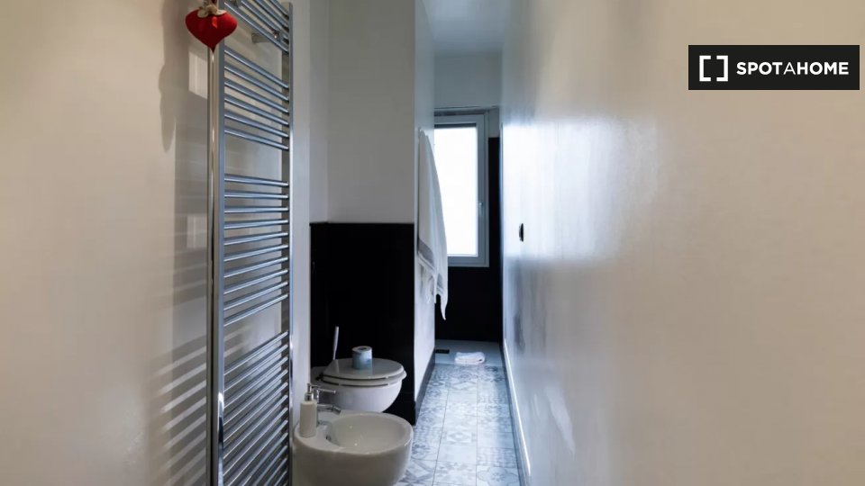 Immagine 19 di Ufficio in affitto  in Via Alfredo Albertini a Milano