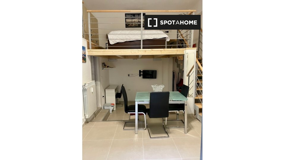 Immagine 2 di Ufficio in affitto  in Viale Col di Lana a Milano