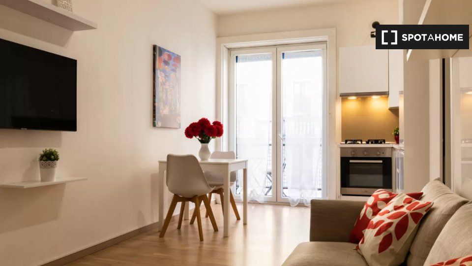 Immagine 4 di Ufficio in affitto  in Via Alfredo Albertini a Milano