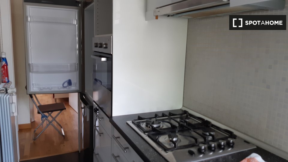 Immagine 3 di Ufficio in affitto  in Via Ruggero Bonghi a Milano