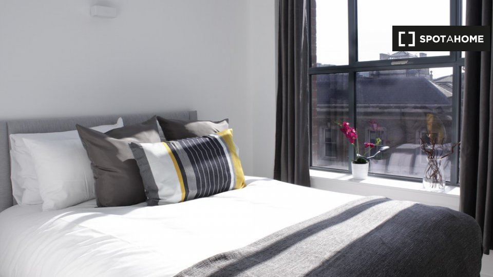 Immagine 8 di Appartamento in affitto  in St Mary at Hill a 