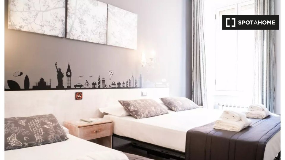 Immagine 6 di Camera condivisa in affitto  in Via Ferruccio a Roma