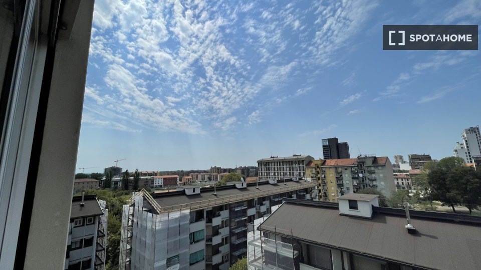 Immagine 3 di Ufficio in affitto  in Via Giambellino a Milano