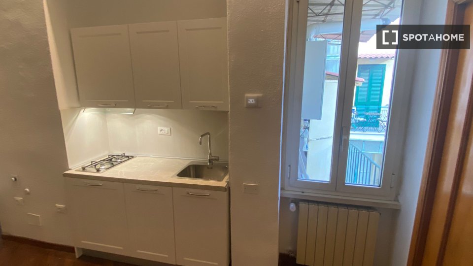 Immagine 6 di Ufficio in affitto  in Via Bixio a Roma