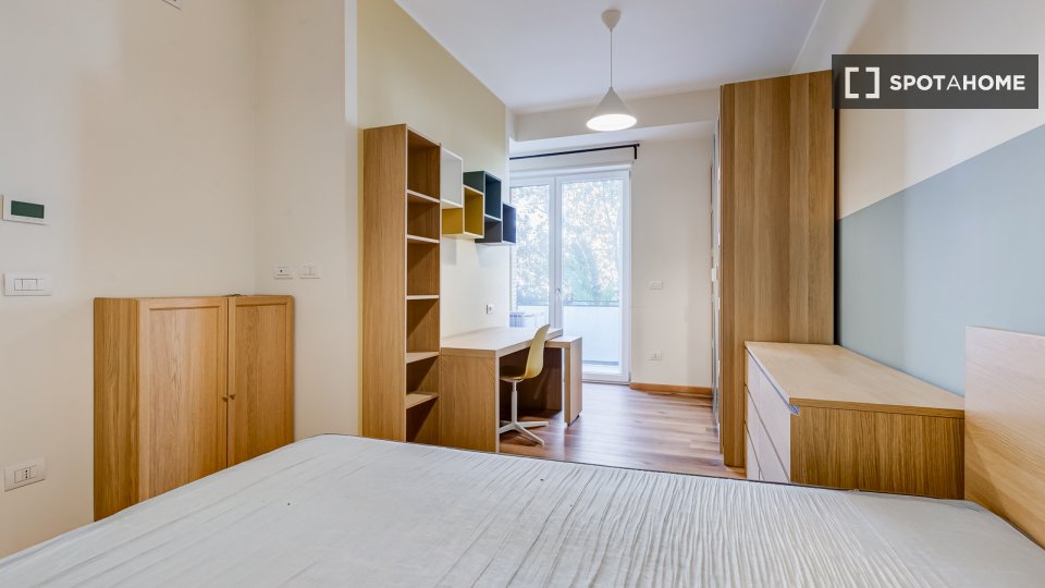 Immagine 1 di Camera condivisa in affitto  in Via Ostiense a Roma