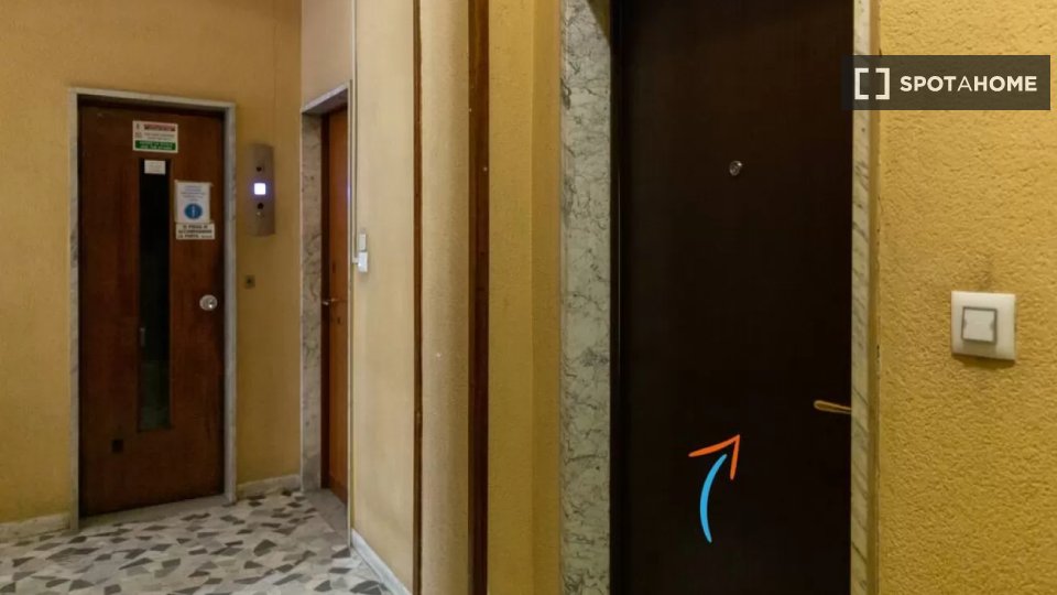 Immagine 17 di Appartamento in affitto  in Via Lario a Milano