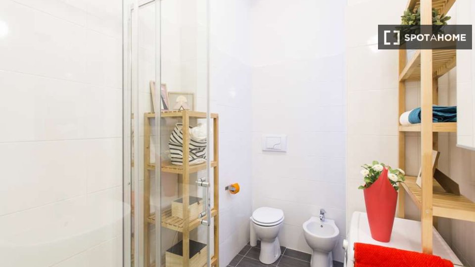 Immagine 16 di Camera condivisa in affitto  in Via Bartolomeo d'Alviano a Milano