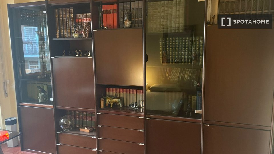 Immagine 15 di Camera condivisa in affitto  in Via Emilio de Marchi a Roma