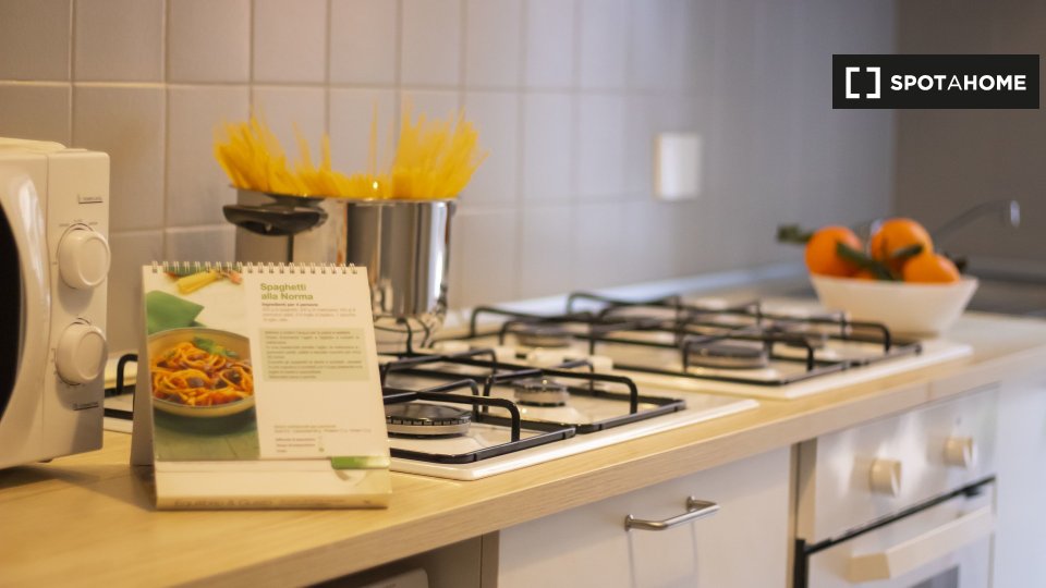 Immagine 15 di Camera condivisa in affitto  in Via Stefano Maria Clemente a Torino