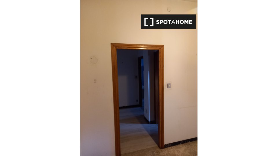 Immagine 15 di Camera condivisa in affitto  in Piazza S. Francesco a Bologna