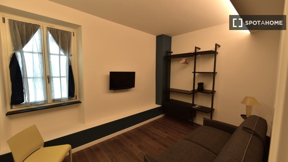 Immagine 9 di Camera condivisa in affitto  in Via S. Luca a Genova