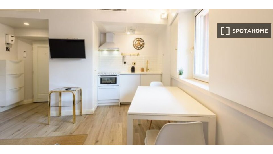 Immagine 14 di Appartamento in affitto  in Via del Crocifisso a Firenze