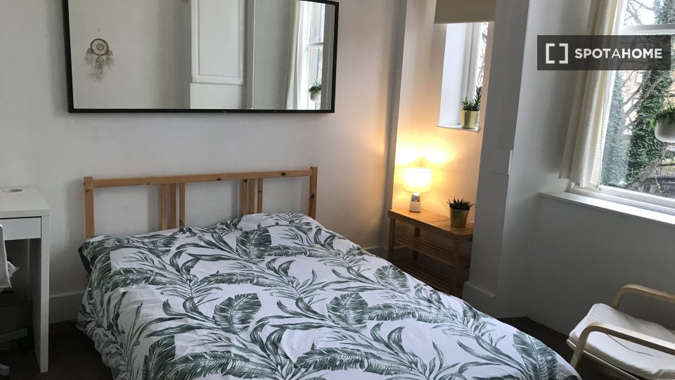 Immagine 1 di Camera condivisa in affitto  in Clerk St a South Bridge, Holyrood and Willowbrae