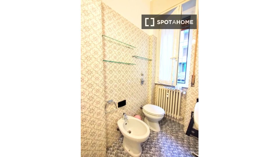 Immagine 5 di Ufficio in affitto  in Via Roald Amundsen a Milano