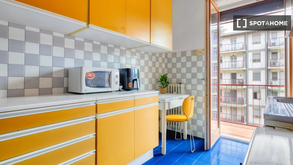 Immagine 8 di Camera condivisa in affitto  in Via Adeodato Ressi a Milano