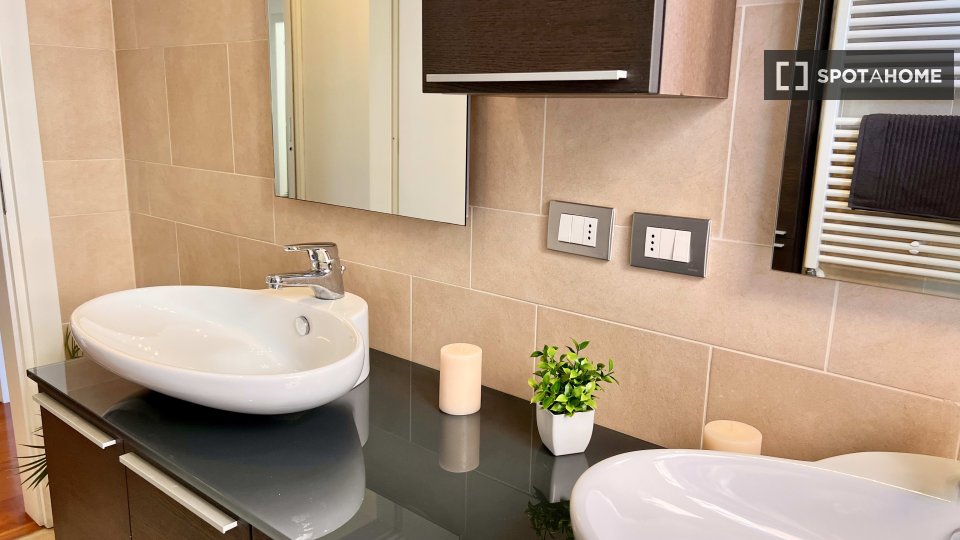 Immagine 5 di Camera condivisa in affitto  in Via Francesco Brioschi a Milano