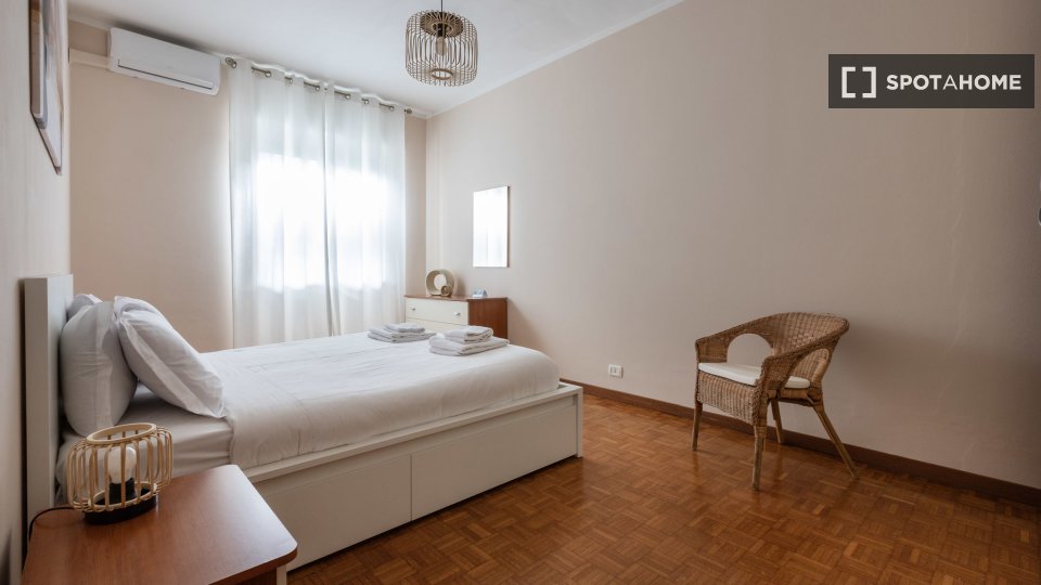 Immagine 18 di Appartamento in affitto  in Viale Campania a Milano