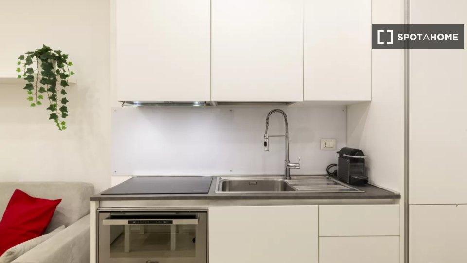 Immagine 11 di Appartamento in affitto  in V.le Bligny a Milano