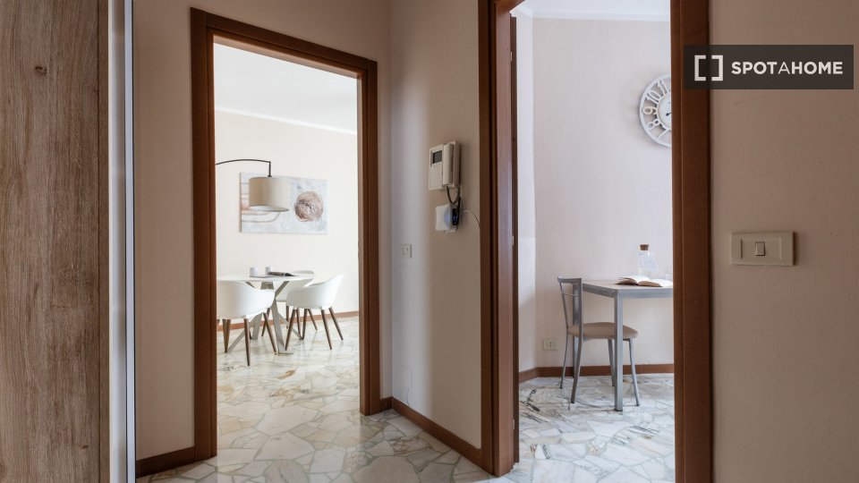 Immagine 5 di Appartamento in affitto  in Viale Campania a Milano